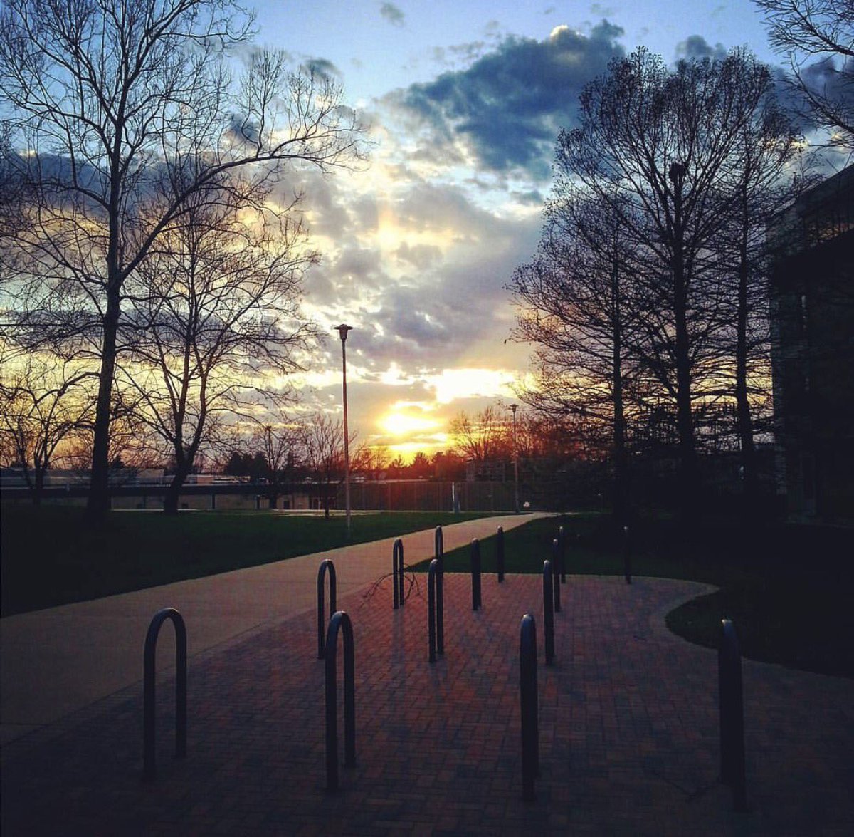 WIU_SAAC's tweet photo. Fav / RT if you miss WIU and want to be back in Macomb already. https://t.co/A3JzdsJErL