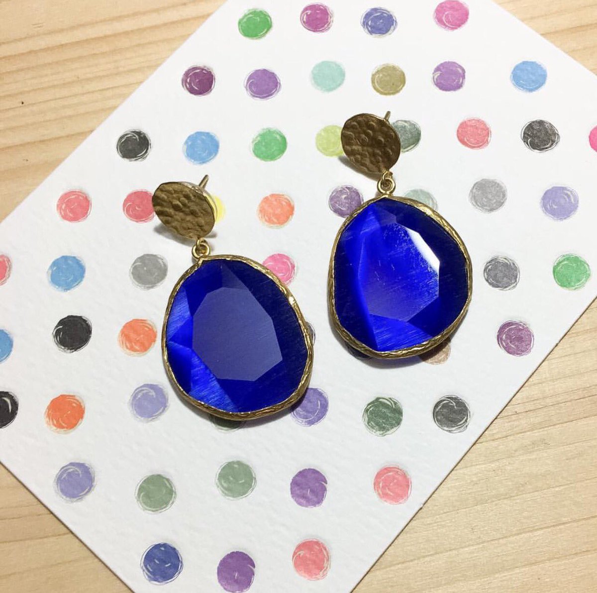 rocjewels's tweet photo. Entra en ➨https://t.co/BSYLQX9jrM y descubre nuestros Pendientes joya💙 •Envío 24/48h 🚚
•Envío ᏩᏒᎯᎢᎥᏕ si compras 45€ o más.
#pendientes #joya https://t.co/dFnvEh3xT9
