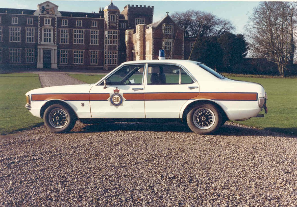 Do you remember when we had cars like this in the 1970s? Come and see this one fully restored. ow.ly/kFtm30cVHRp  #BLD2017