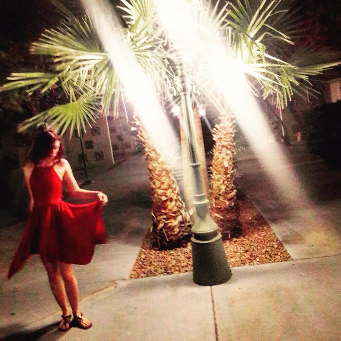 The Lady in Red They say. I'm glad I see things this way. https://t.co/Zjt2BBVPWH<a href="/tag/westcoasttrollin"class="tags"><span>#westcoasttrollin</span></a>