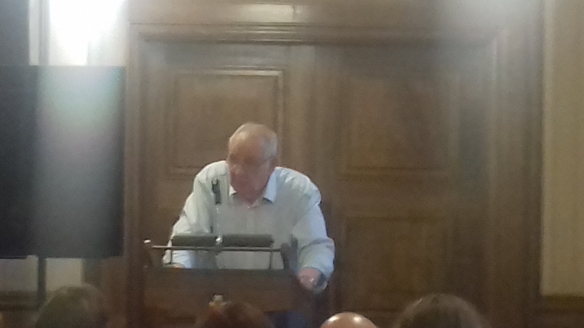 BirkbeckC19's tweet photo. Rounding off #AppropriateForms: Michael Slater reads #CharlesDickens and Barbara Hardy https://t.co/FPQMTN3lmx