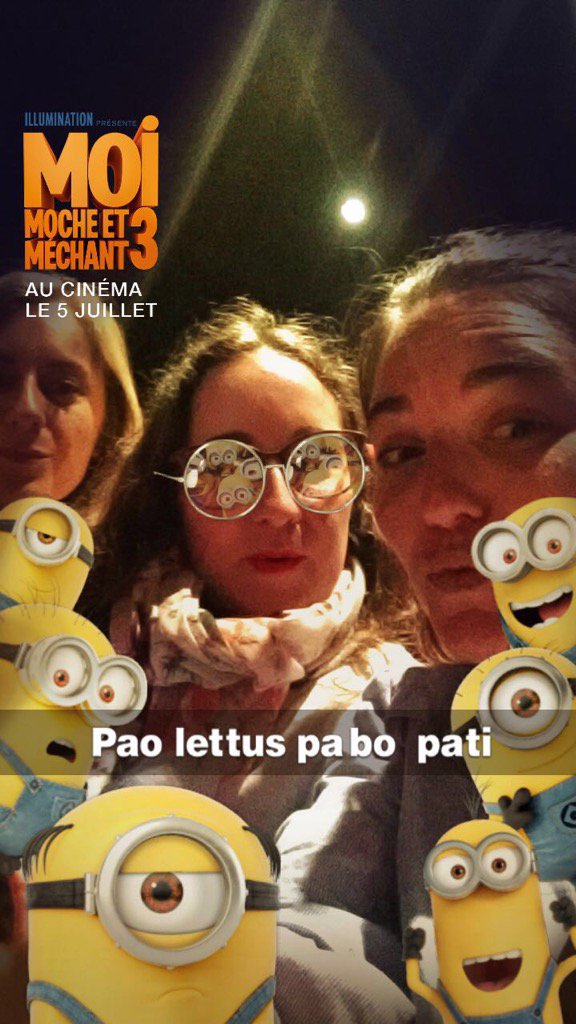 Avant première #MoiMocheEtMechant3 #bananaaa #oasisbefruit 👏🏻👏🏻🍌