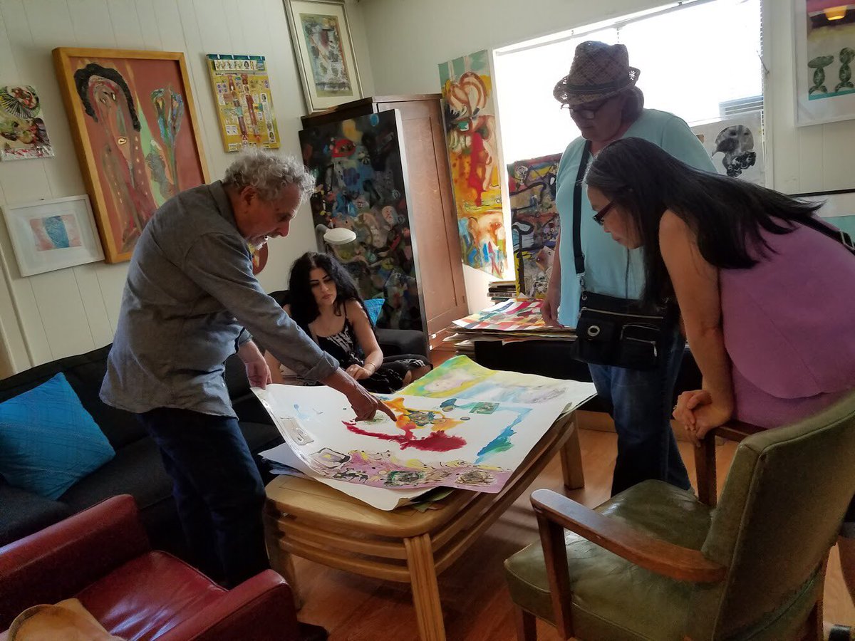 Thank you everyone who came to my open studio! It was a pleasure having you all. Until next time! 

Photos courtesy of @ShoeboxPR #studio