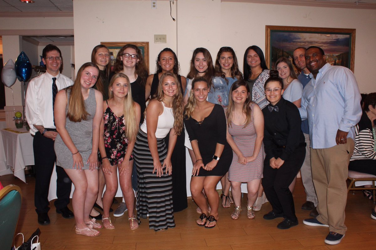 Lady Royals Softball tweet media
