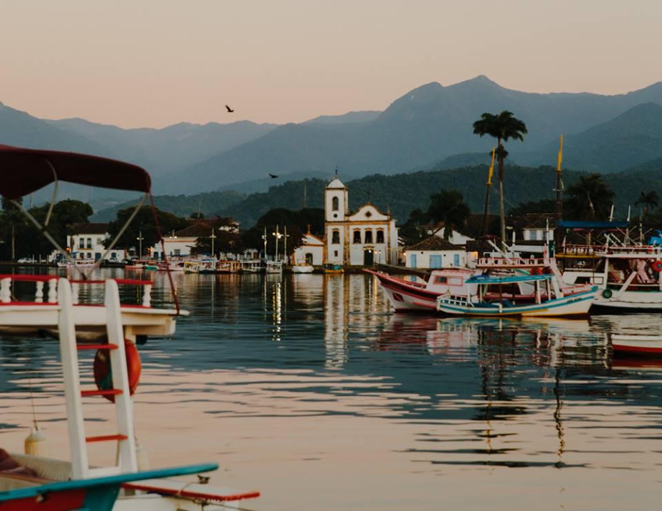 airbnb_br tweet picture