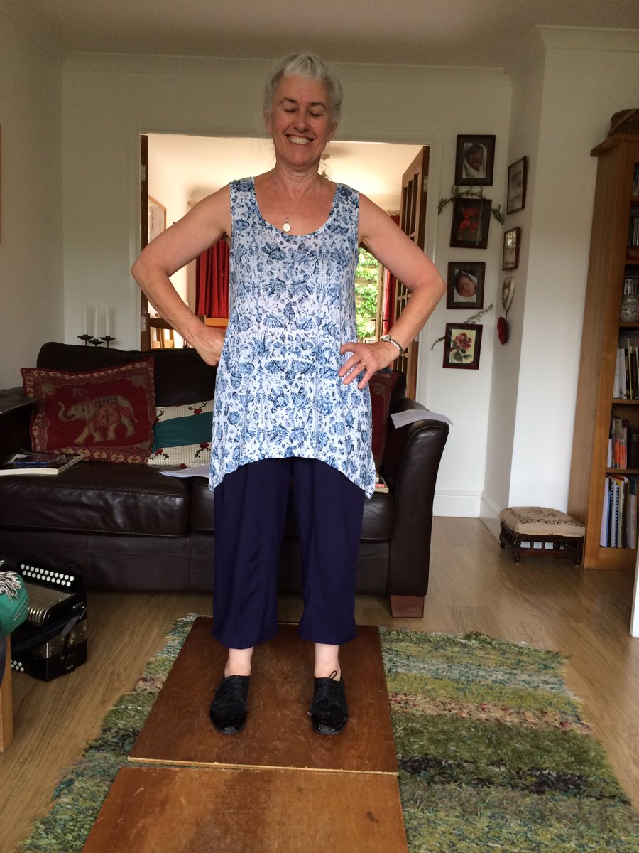 DevonStepping's tweet image. A morning of exploring steps with Jo Harmer of Folk Active #DartmoorStepdancing #Stepdancing