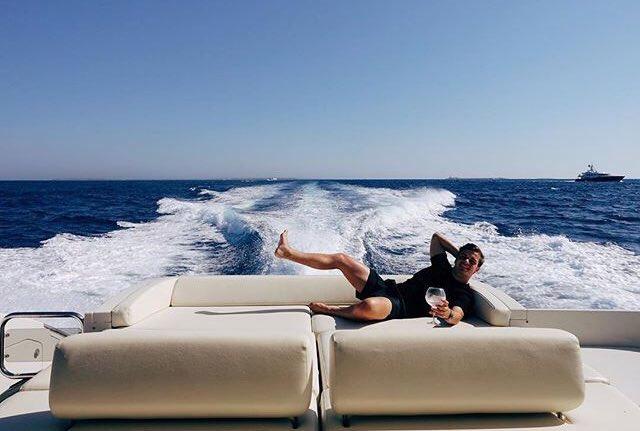 martijnsourcefr's tweet photo. #POSTINSTA Martin via instagram (martingarrix): 🌞 https://t.co/QuAeCpkcgz