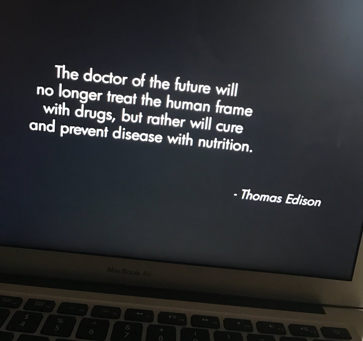 devotinq's tweet image. if only my dude Thomas had been right