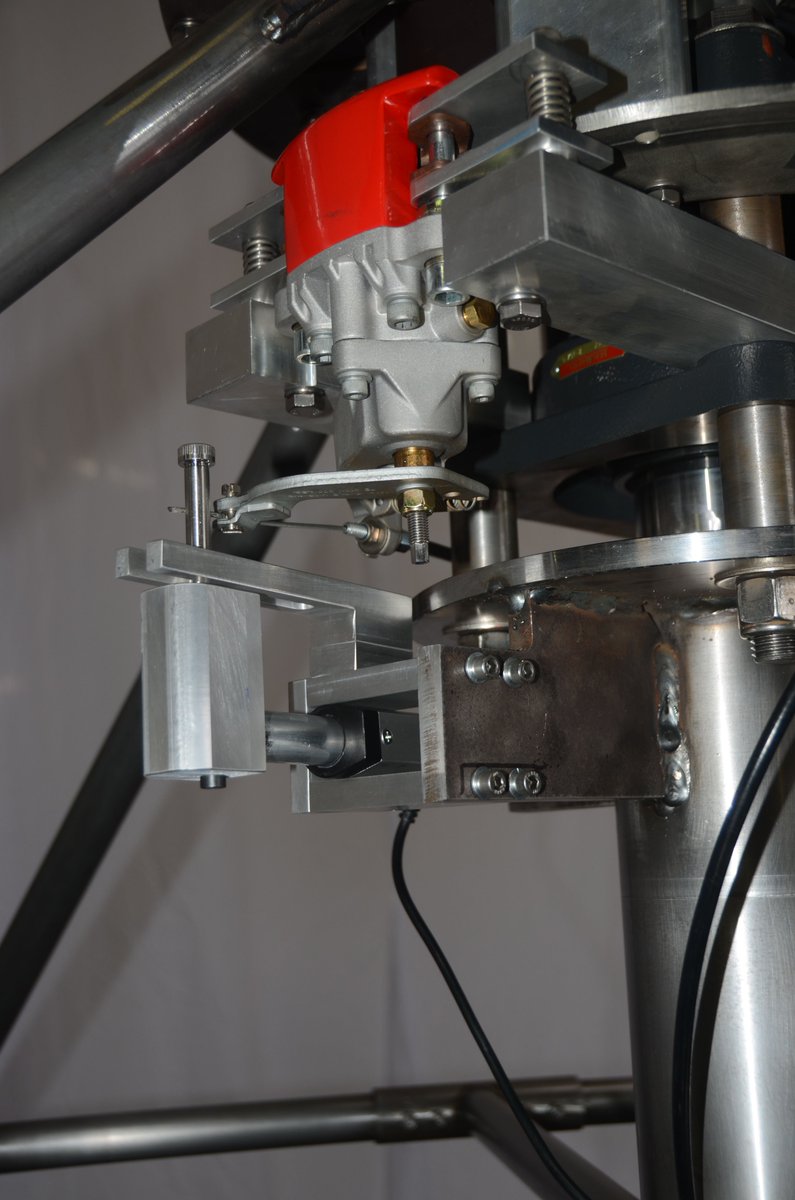 sauer_energy's tweet photo. The WindCutters proprietary braking system utilizes a disc brake with dual calipers to provide quick, reliable braking of the turbine. https://t.co/l9jyN3a82z