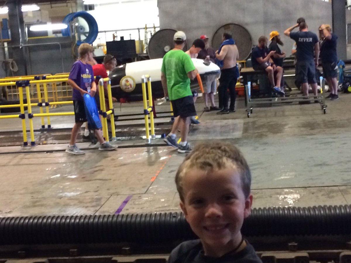katwvincent's tweet photo. Nothing like a morning at the races #isrsubraces #kidsintodiscoveringscience #Submarines #teamrubberduck #kidpoweredsubmarine https://t.co/o8haWIidsS