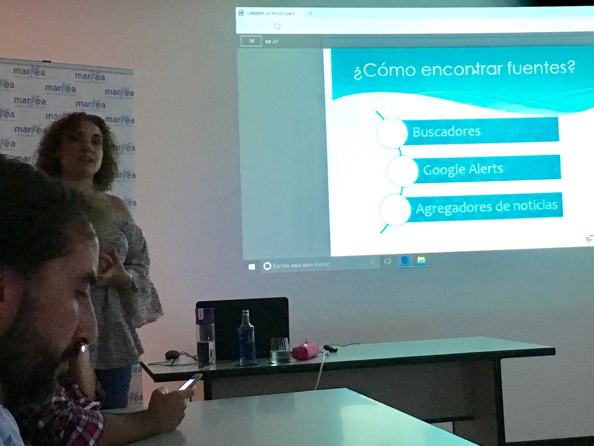 ConsueloLuces's tweet photo. Publicar lo que le interesa a tu audiencia es diferente a publicar lo que a ti te interesa #linkedin @mapibaez con @ajecoruna y @DircomGAL https://t.co/8ya1aH6kyD