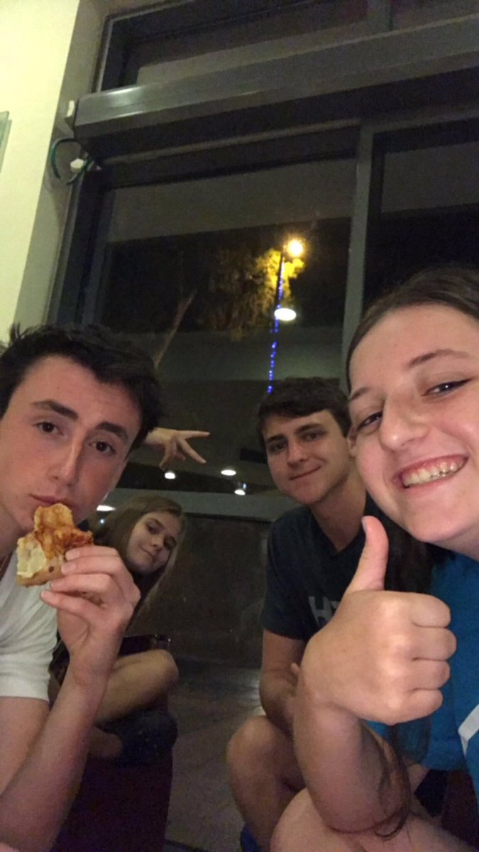 Mya Zabari tweet media