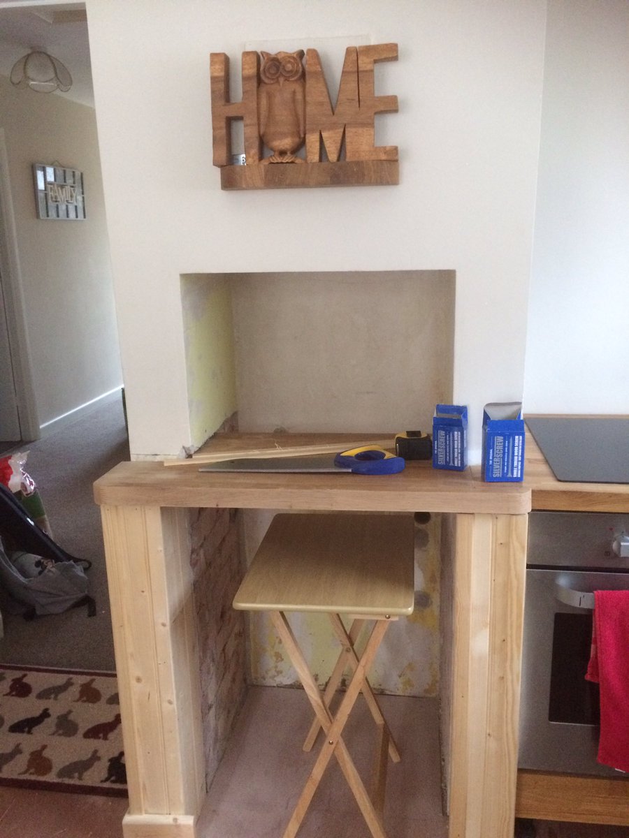 chenisemeiling's tweet photo. Exciting to see the kitchen coming along! Just need a new floor, some tiles and a new breakfast counter. #diy #girlpower #interiordesign https://t.co/0aWEjJzetd