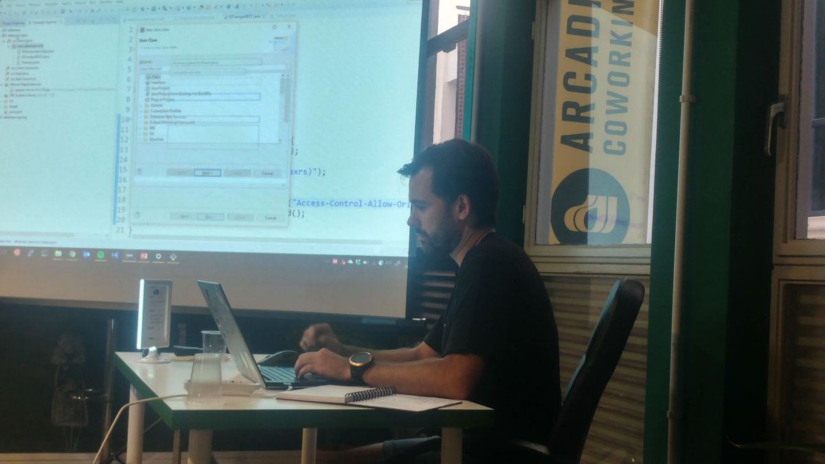 jasabalete's tweet image. Quisiera dar las gracias a @SVQJUG por permitir que les RESTIFIQUE y así poder practicar mi &quot;Live Coding&quot; Espero haber estado a la altura 🤪