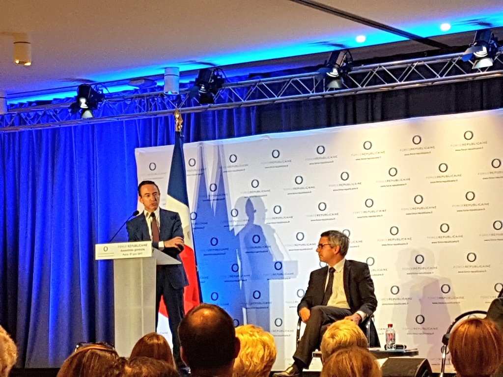 Fillon2017_62's tweet photo. "Il faut que Force Républicaine participe à la refondation de la droite !" @BrunoRetailleau https://t.co/v9lEjK1PuZ