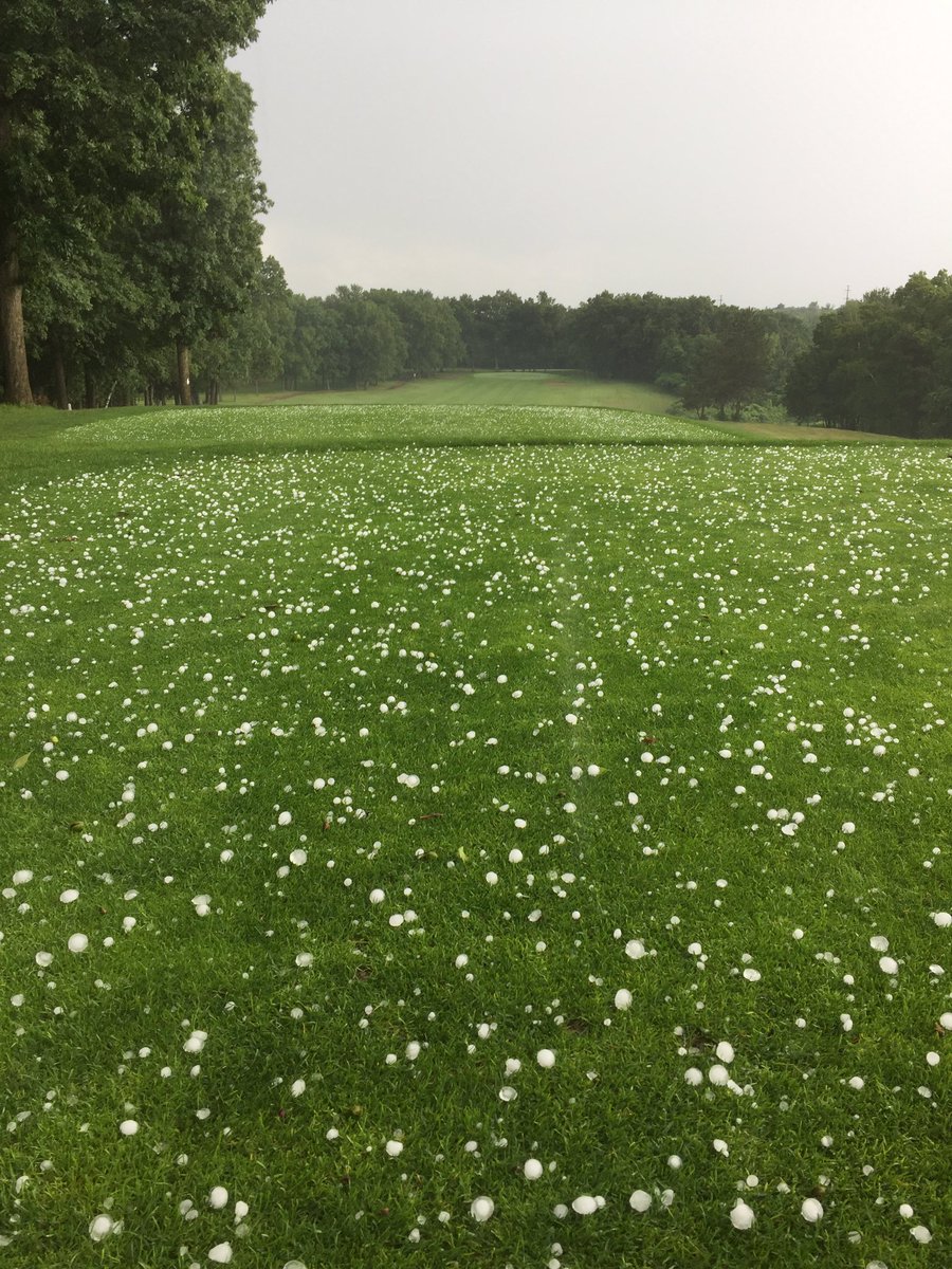 KevinBengle's tweet photo. Great day to golf! 🏌 #22newsstormteam #StAnnesCountryClub https://t.co/nWmnUFPyu4