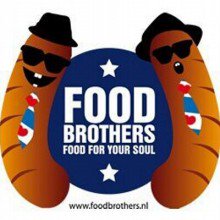 <a href="/FoodBrothers/">FoodBrothers</a> komme ús Bob it Greidhoek' Festival net allinnich in dikke woarst foarhingjen.Sy binne ek OpperBopper! #lekkerBobinbroadsje