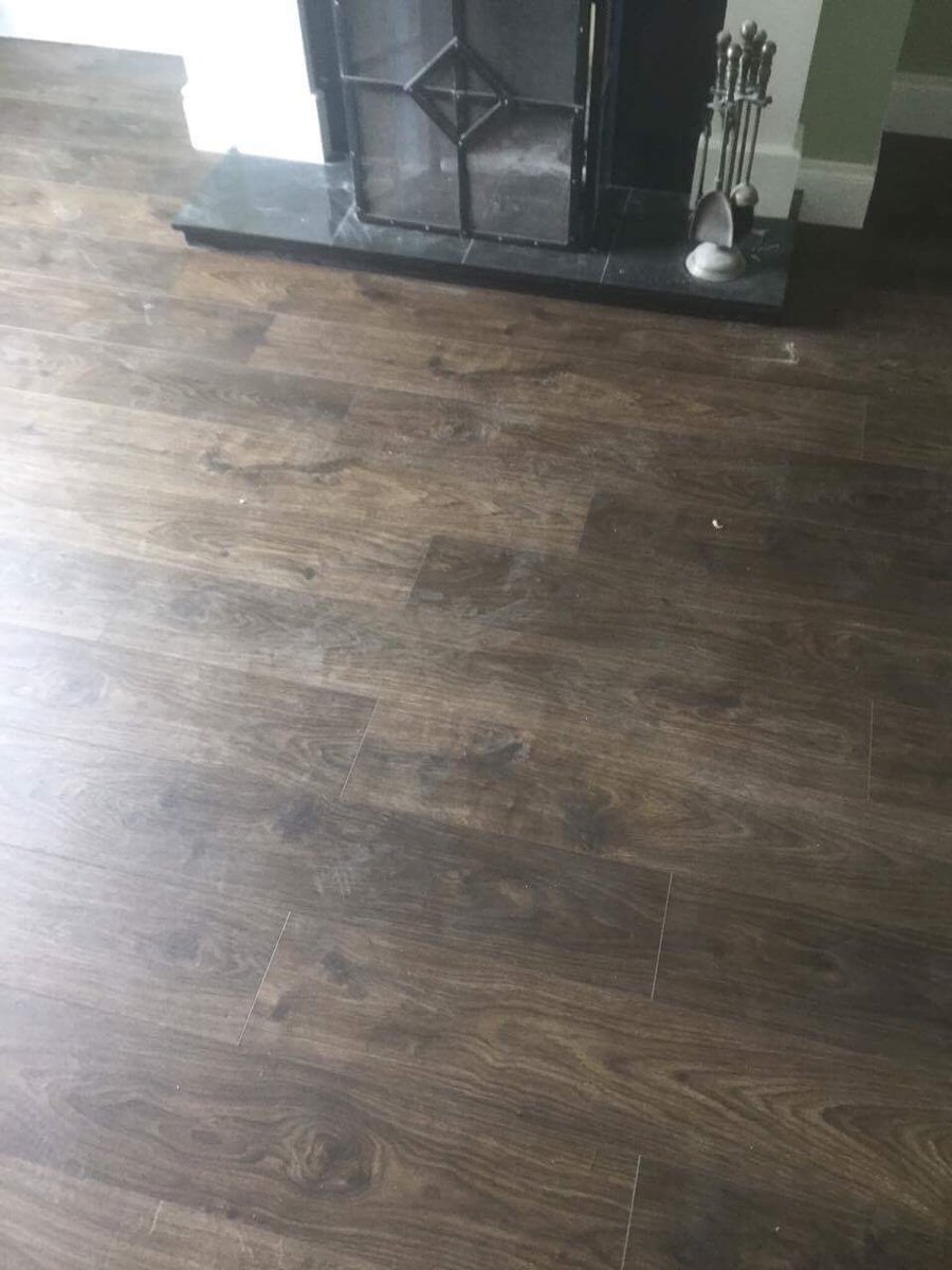 QuinnsCarpets's tweet photo. 😍A gorgeous #QuickStep LVT - Cottage Oak Brown floor fitted. 😍 For a free quote &amp; measurement tel 02830264007 😍 https://t.co/OZS6sZH205