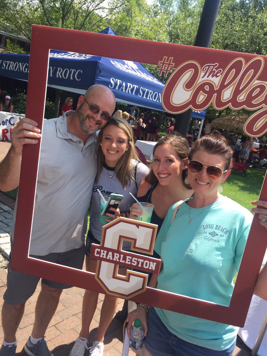 CofCZayleeB's tweet photo. Guess what?! Parents have to come to Orientation too! We were happy to see some amazing parents yesterday and today!🐾#HomeSweetCofC https://t.co/Q0h4e8CH3I