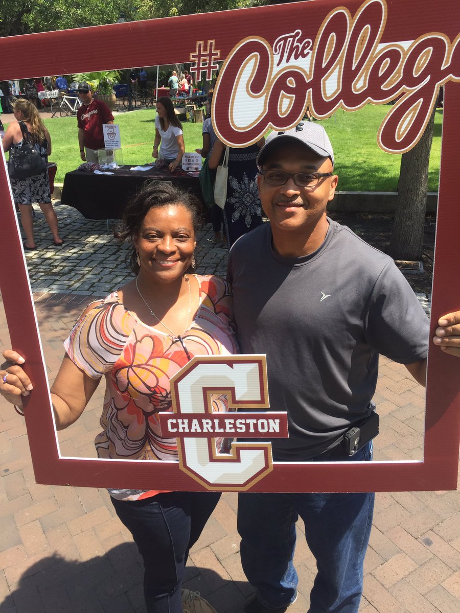 CofCZayleeB's tweet photo. Guess what?! Parents have to come to Orientation too! We were happy to see some amazing parents yesterday and today!🐾#HomeSweetCofC https://t.co/Q0h4e8CH3I