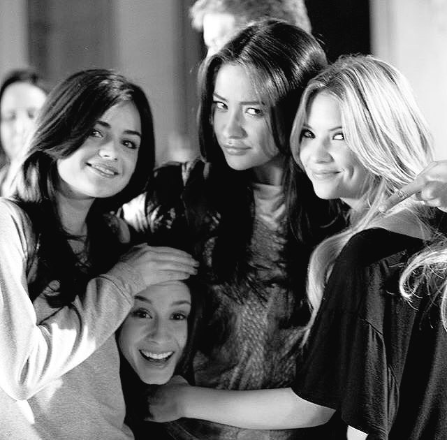 best of Lucy Hale (@bestoflucyhale) on Twitter photo 