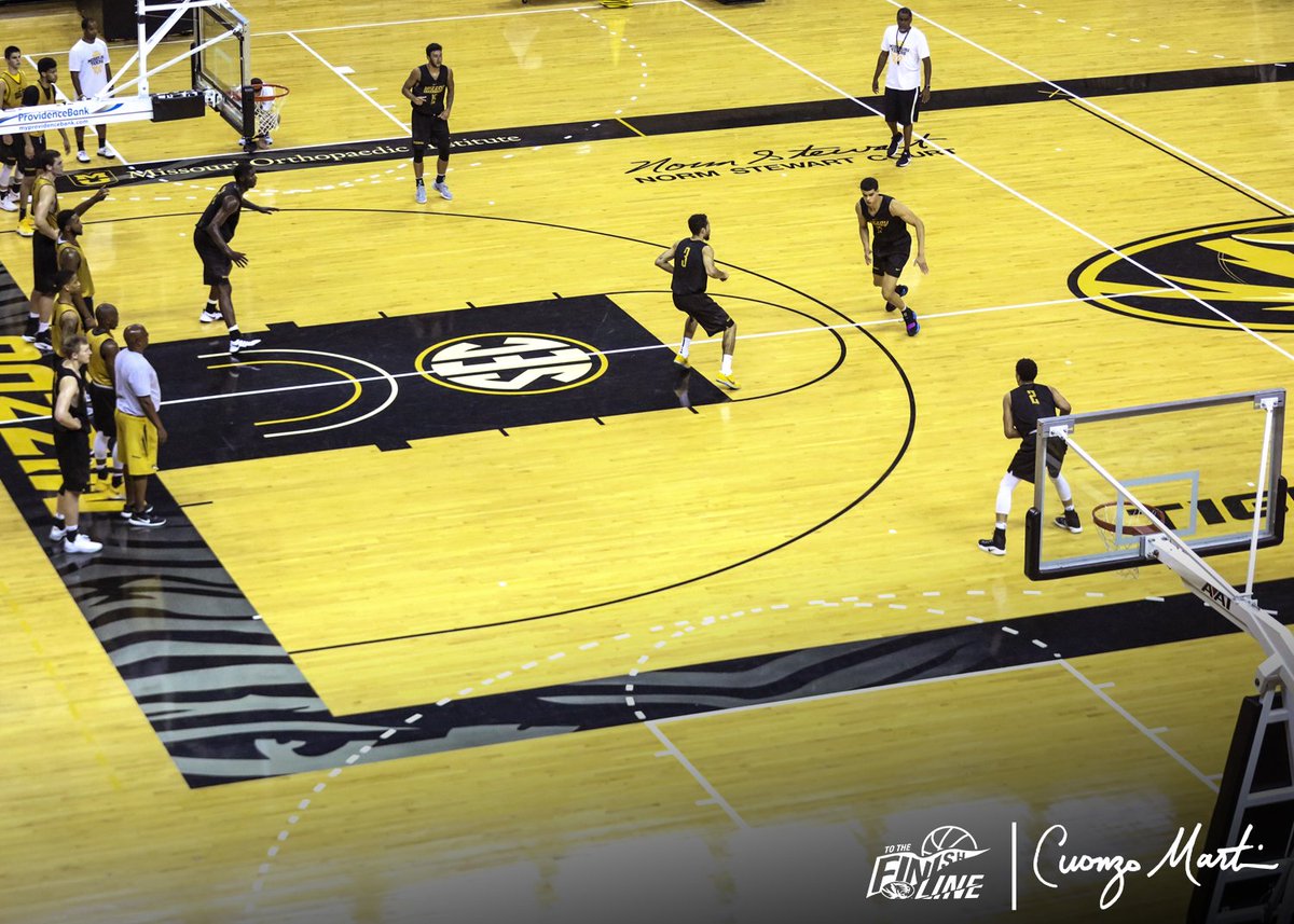MizzouHoops's tweet photo. Floor-spacing drills today on beautiful Norm Stewart Court at #Mizzou Arena. 

Creating driving lanes (for basketball players). 

#MIZ 🐯🏀 https://t.co/Ou8mLDe3L5