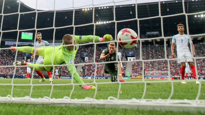 bluekippercom's tweet photo. One penalty save by Everton keeper @JPickford1 wasnt good enough as Germany beat @England to get to #U21EURO final #EFC #EnjoyYourRest https://t.co/BiA1H0cfZO