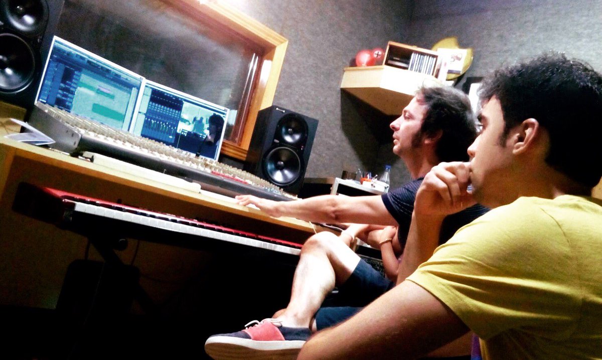 Editando 'Supreme', el corto que grabamos en Los Ángeles. <a href="/RaulCGalvan/">Raúl Galván</a> compondrá la música. Un lujazo