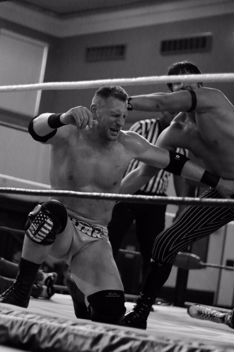 VeraSadly's tweet photo. #GoWithTheFlow @beyondwrestling @AmericanDestroy @mikeyflies247 @DonovanDijak v @SexyChuckieT @orangecassidy -   https://t.co/4uHakekp3h https://t.co/7ZHWFBvbR2