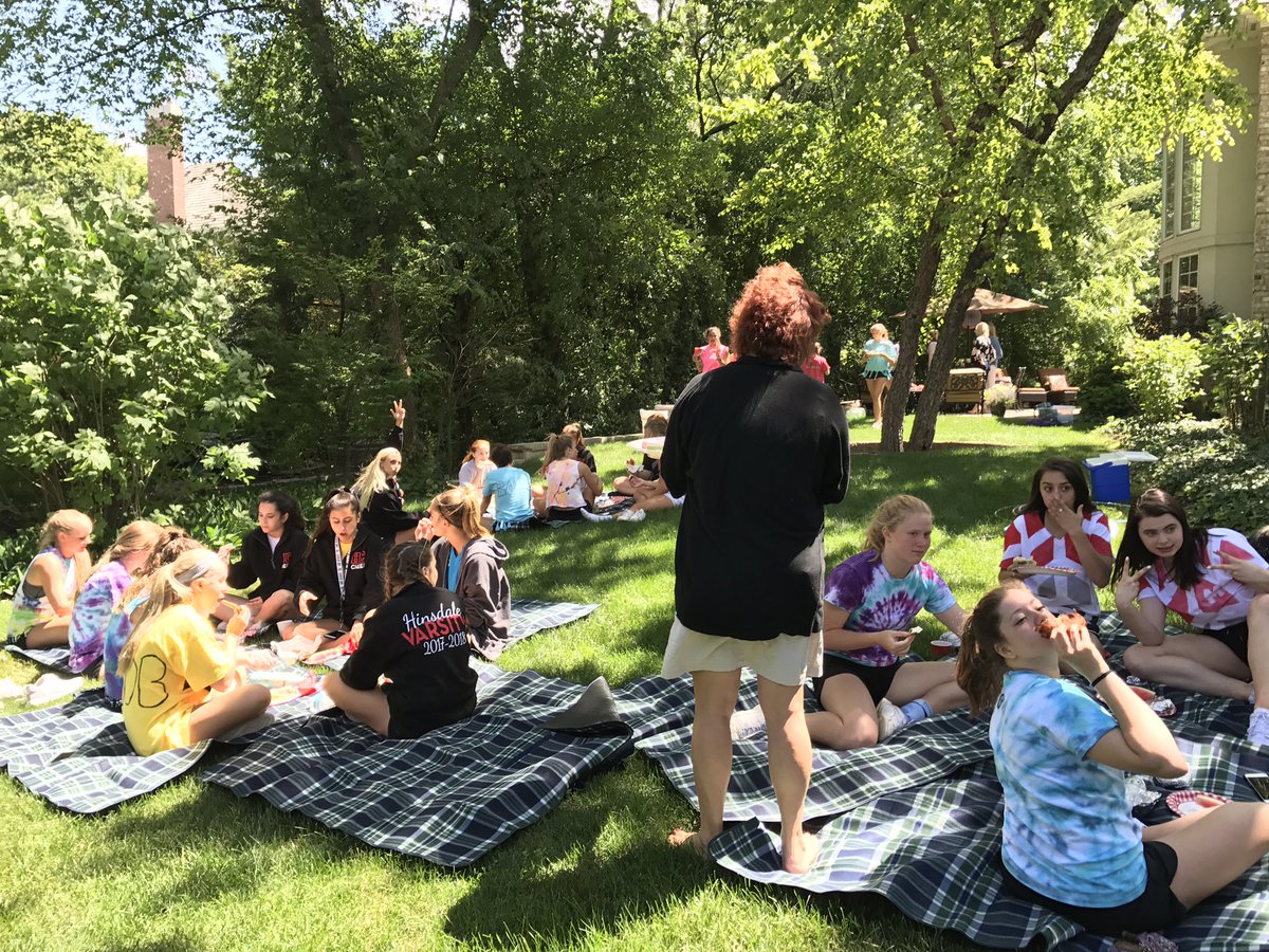 HCRedDevilCheer's tweet photo. Thank you to our wonderful Team Moms for hosting our delicious Varsity Cheer Picnic yesterday! 😋#reddevilscheer #cheercamp2017 https://t.co/dvgJDlJHMn