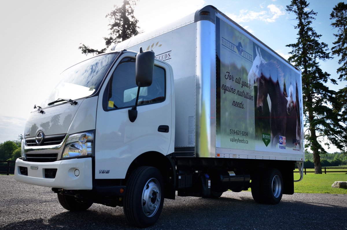 ProWraps_ca's tweet photo. A new straight truck wrapped for Valley Feeds last week, beautiful photo choice! #3MWraps #WrapYourRide https://t.co/npF4wAxZ6V