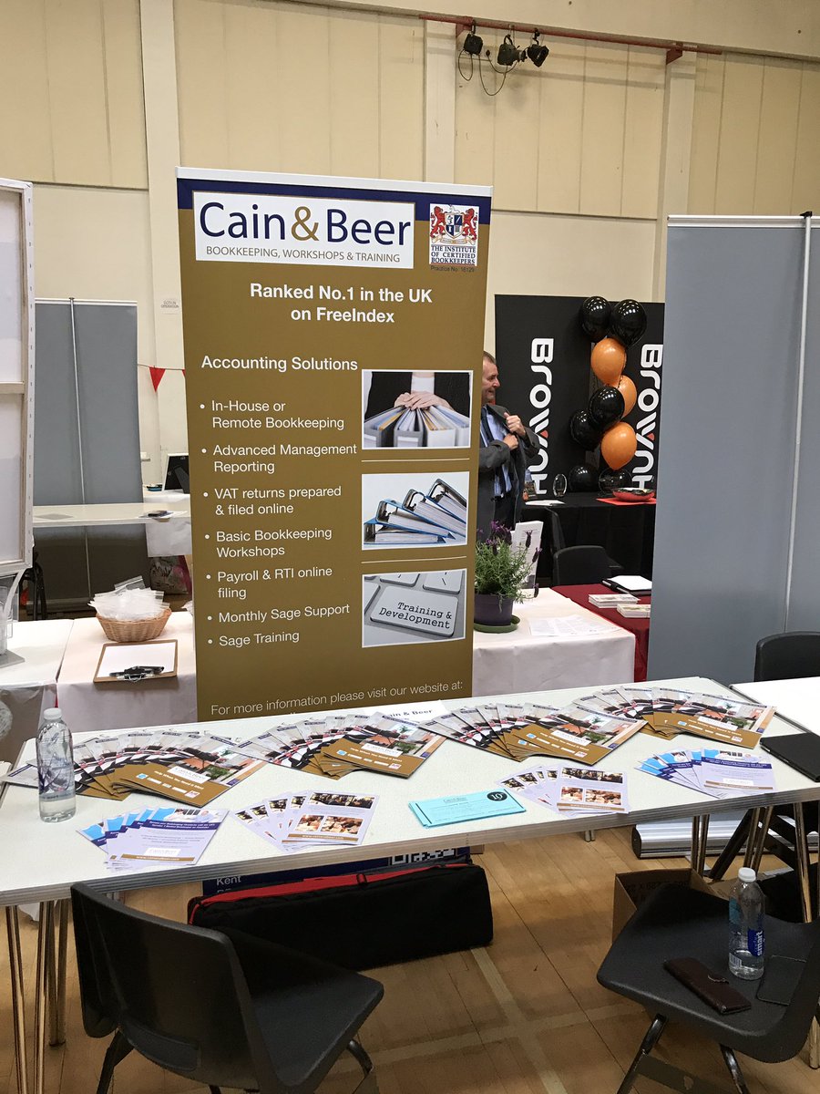 CainandBeer's tweet photo. Great day #CupperExpo lots of new contacts & a very enjoyable day with our growing clan & well done @BromleyCupper #wowbromley #BeckBromFL https://t.co/hwtqcKY49q