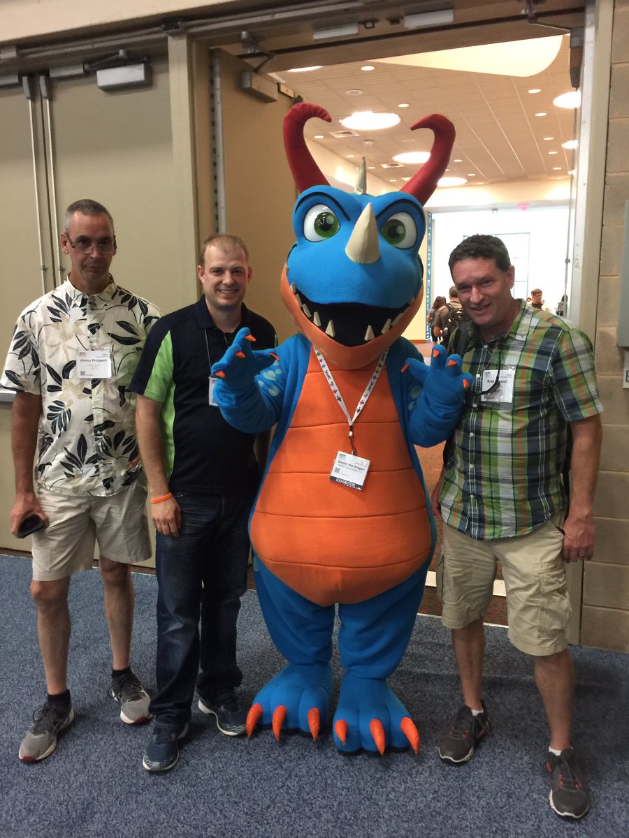 rfneverwinter's tweet photo. #MeetDimitri #ISTE2017 https://t.co/8rTmI9qBLT