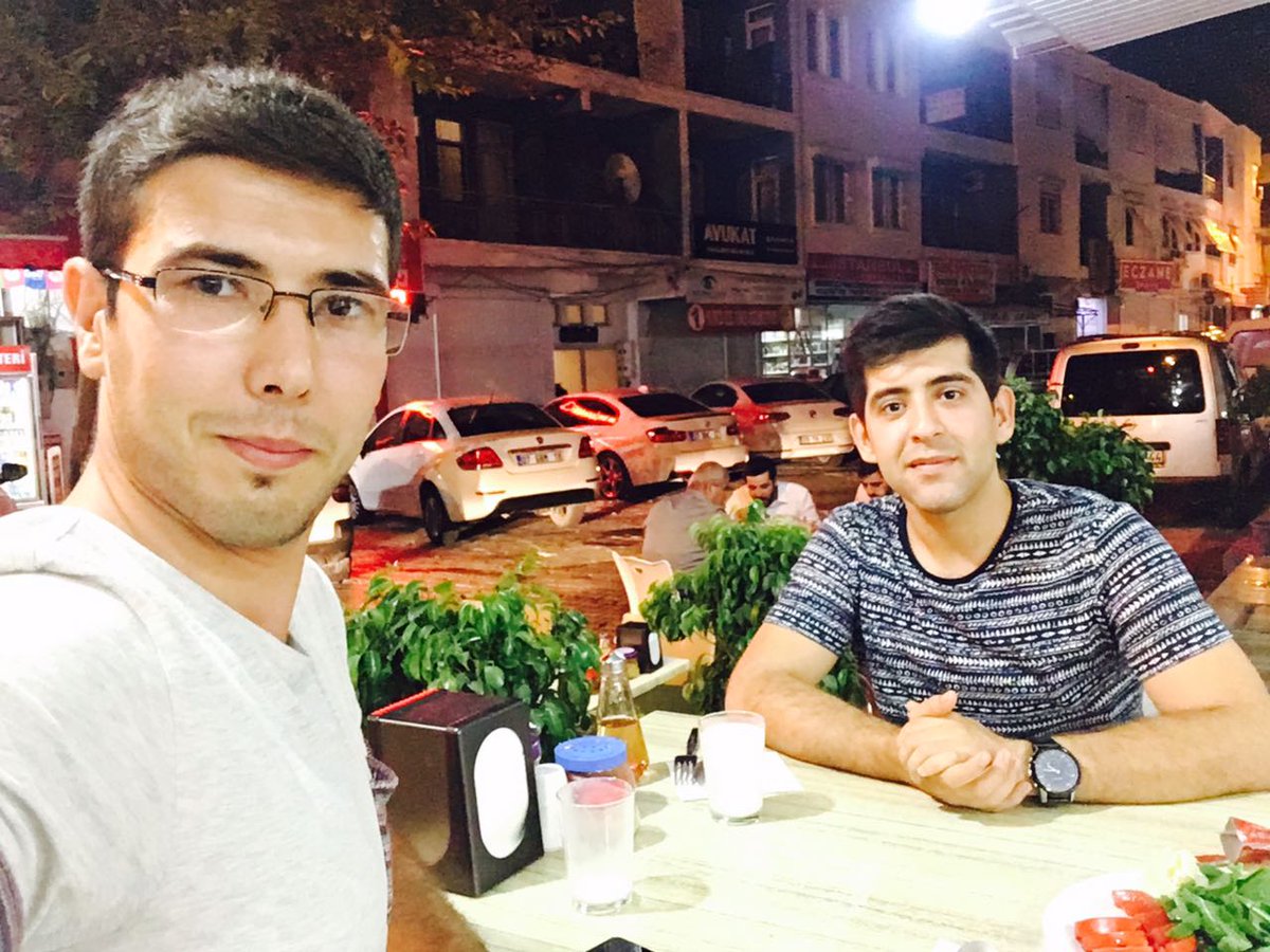 adalia0764's tweet photo. Doğum günün kutlu olsun can dostum.@ibrahimyilmazz7 https://t.co/Sv3NrTrXkI