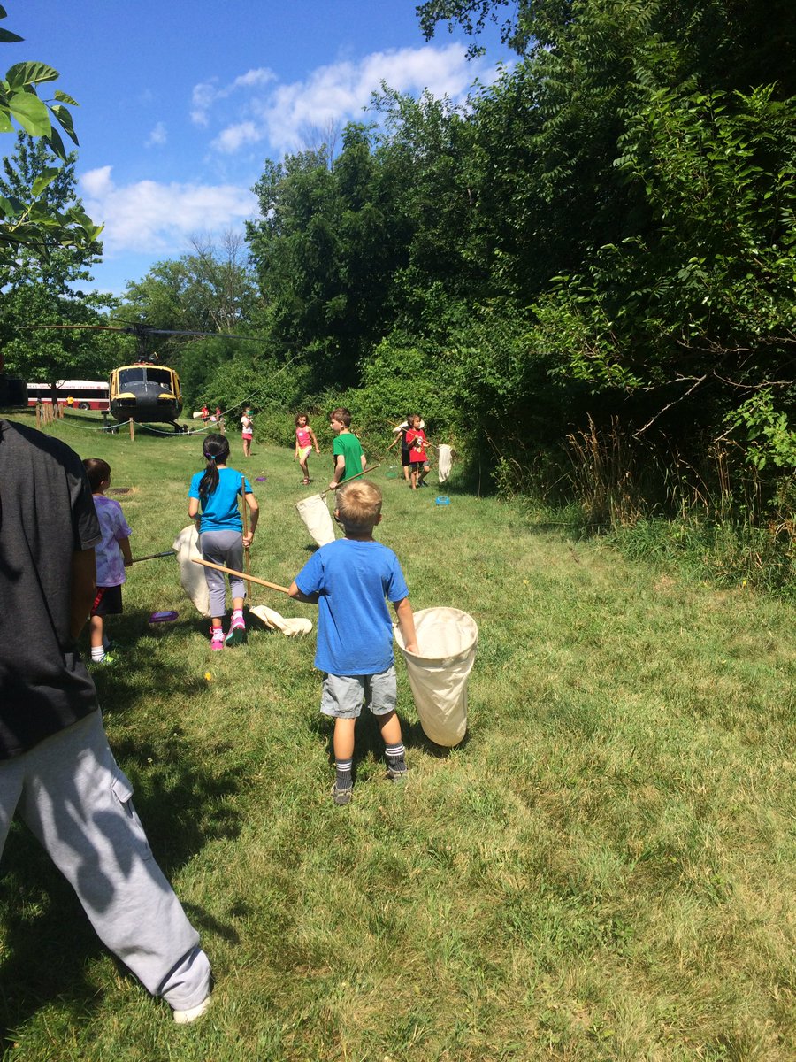 UMDBugCamp's tweet photo. Day 2 of Bug Camp! We collected lots of insects today! https://t.co/w1lYlJmUDT