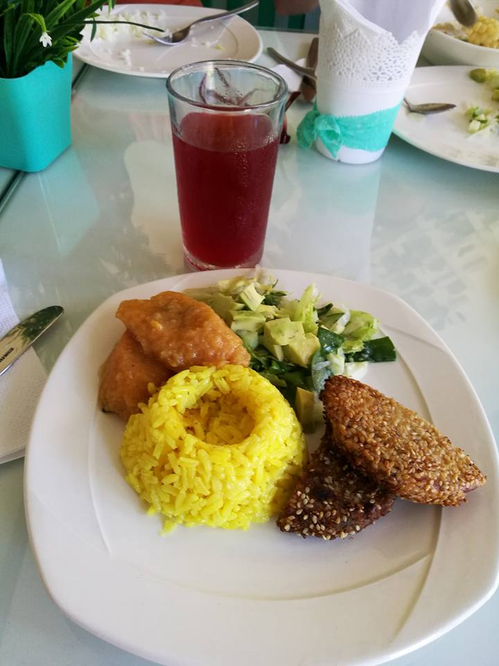 ecolodgeraices's tweet photo. @JoanDBaena @TourSanRafael @MiOriente @CamaraOriente @elpenolant @Teleantioquia @Telemedellin @diarioriente @elcolombiano @Caro_gomezda @AburraValleyCo @AlcaldiadeMed Deliciosa comida!!. Única opción vegetariana en San Rafael. https://t.co/T4WyIhgw7a