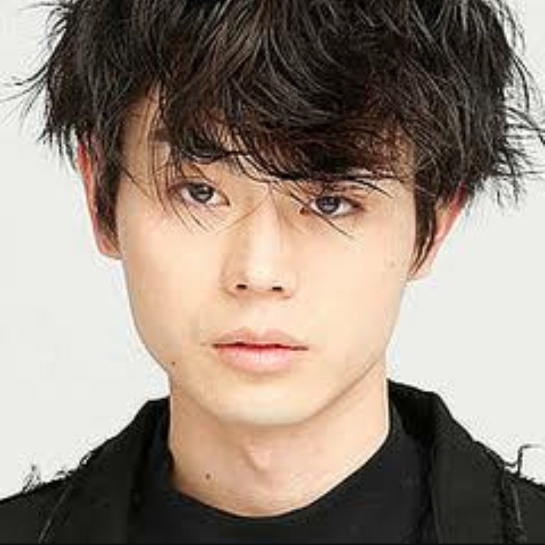 イージス 同じ俳優でキャラ二つ晒せ まぁ二つとは言わずにさ シリーズ 菅田将暉さん フィリップ 検索を始めよう キーワードは 菅田将暉 キャラ そして 実写映画 吉田春 となりの怪物くん 赤場帝一 帝一の國 志村新八 銀魂 赤羽