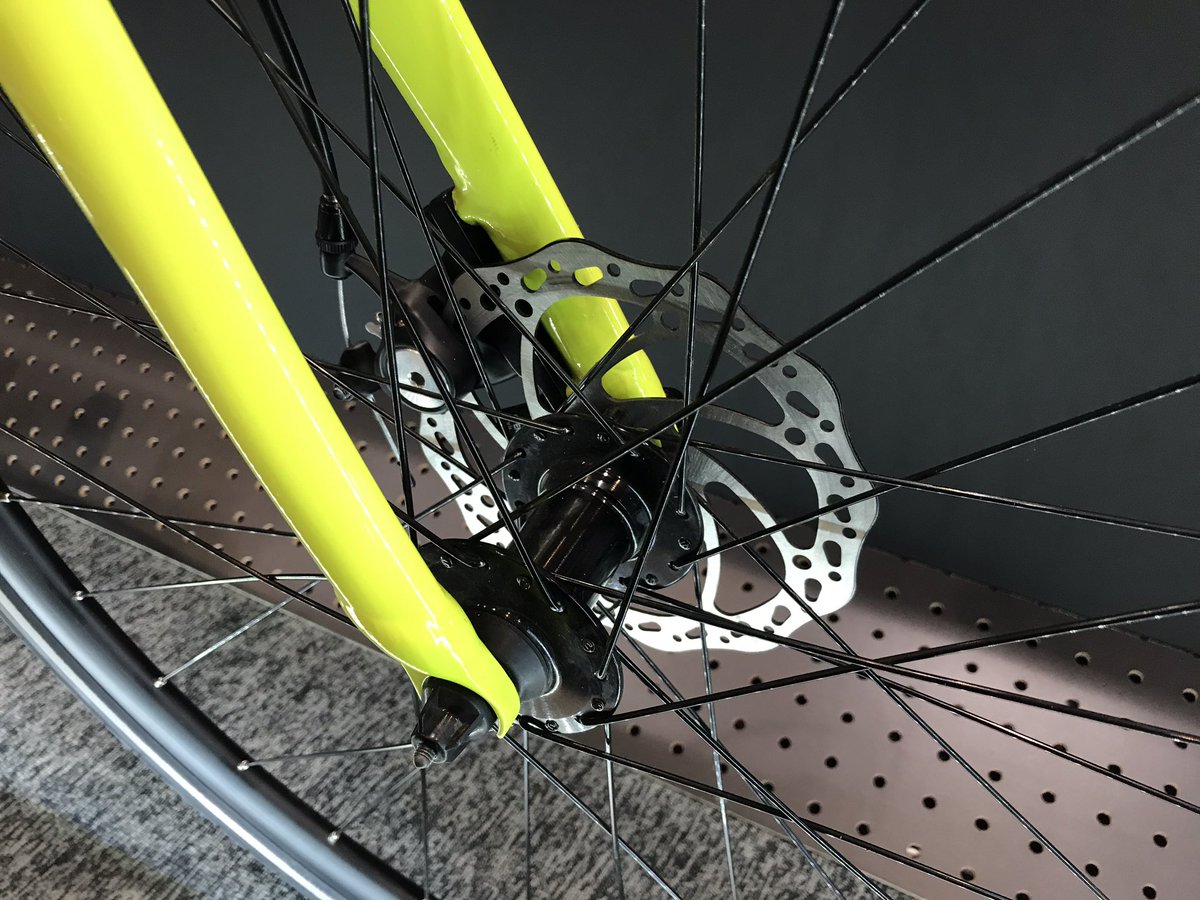 サイクルショップカンザキ千里店 Felt Verzaspeed 40 18モデル ニューモデルですね 今年からディスクブレーキも新たにラインナップ 意外と安くてかっこいいので 一押しモデルになってます Felt Verzaspeed サイクルショップカンザキ千里店 Felt Verzaspeed 40 18モデル ニューモデルですね 今年からディスクブレーキも新たにラインナップ 意外と安くてかっこいいので 一押しモデルになってます Felt Verzaspeed