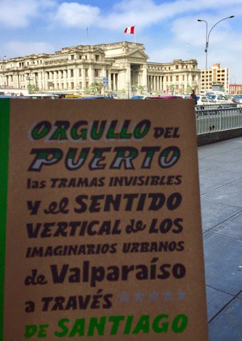 EditorialVilai's tweet photo. Hace un tiempo nos pidieron enviar nuestro libro «Orgullo del Puerto» a Lima... y ahí está posando guapo en tierras peruanas https://t.co/6LlgXCb3UD