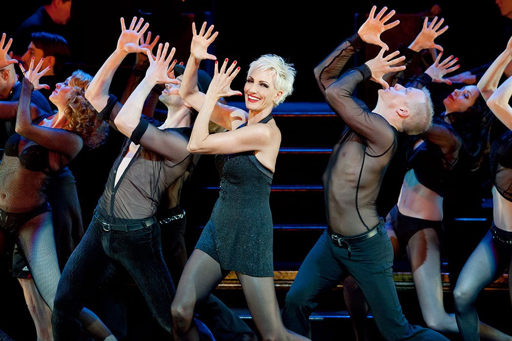 WesternMichU's tweet photo. "Chicago" coming to #WMU in 2018 as part of @MillerAud Lake Michigan Mailers Spotlight lineup: https://t.co/WPsAEBFmbo https://t.co/kxAgxRvXoj