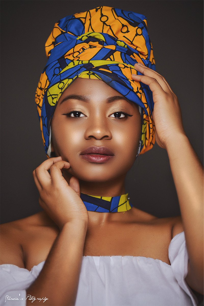 TrueVoiceMusic's tweet photo. Our song #Zangalewa has dropped and you can get it on iTunes and listen on Spotify and Google Play! Link in Bio to YouTube 😊🙌🏾🙌🏾 https://t.co/5fV52shFa4