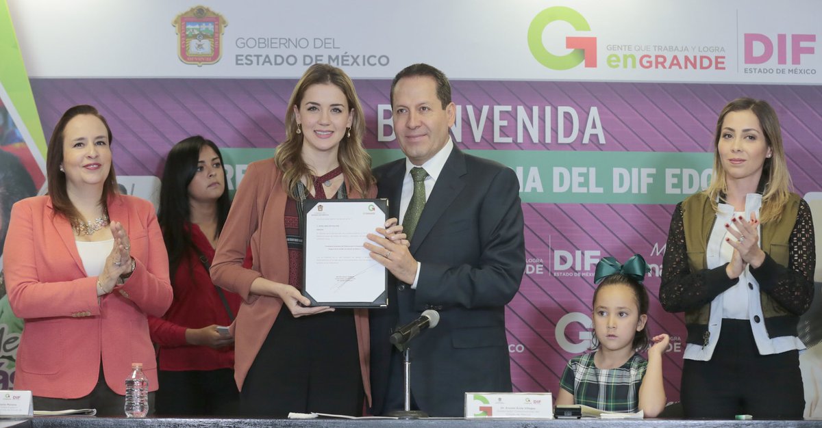 Acompañé a mi esposa María quien se convierte en presidenta honoraria del <a href="/DIFEM_/">DIF Estado de México</a>. Con capacidad y mucho cariño apoyará a los mexiquenses.