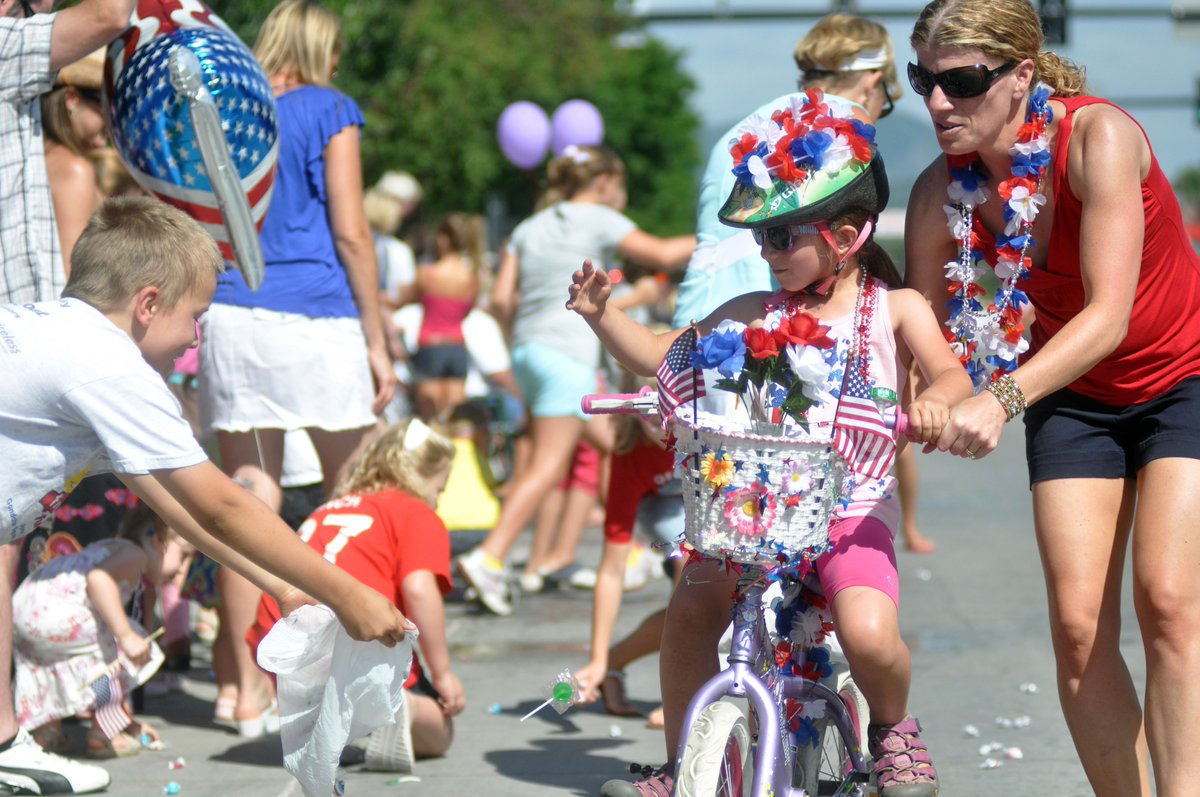 Audrey_Dwyer1's tweet photo. Have a #4thofJuly memory you want to share!? Email your story and photo to me at adwyer@steamboattoday.com https://t.co/RcSpHVfrXR