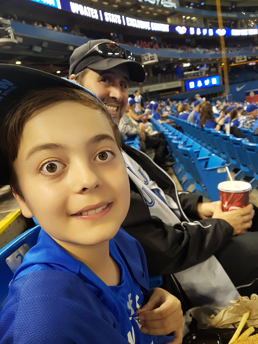 CorranHoops's tweet photo. Go Jays Go #letsrise #gojaysgo https://t.co/7Sv8mEHnNw
