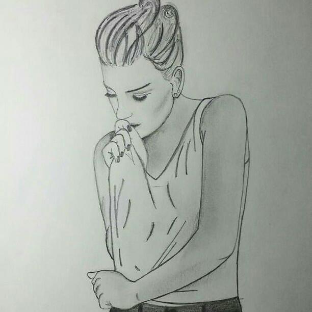 Giulia_Ruga's tweet photo. Cara @MarroneEmma la mia amica non sapeva come farti leggere ciò e ha mandato questo messaggio a me per te. Non leggerai, ma ci proverò.😞 https://t.co/shuKVLQMTm