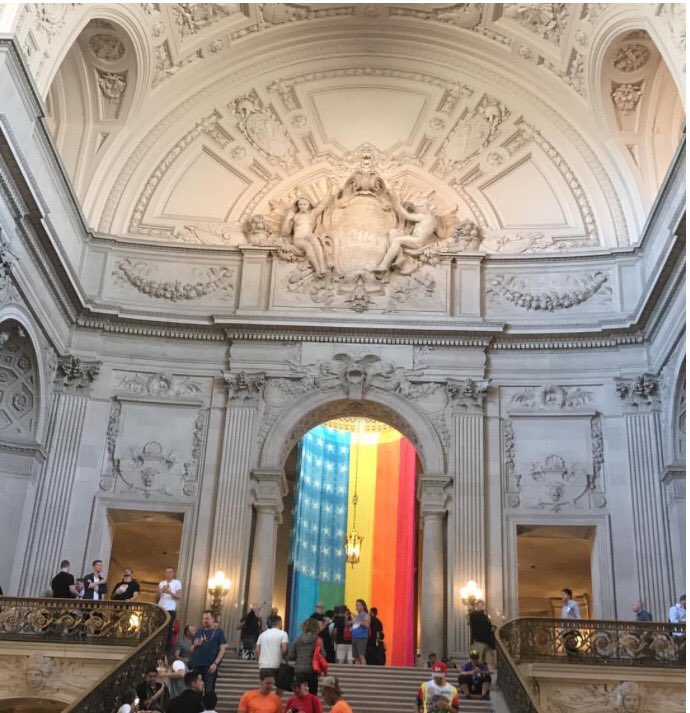 REALPRIDELIVE's tweet photo. San Francisco Gay PRIDE 2017. Beautiful! #sfgaypride #gaypride #lgbtq https://t.co/Pp7QDOr3xs