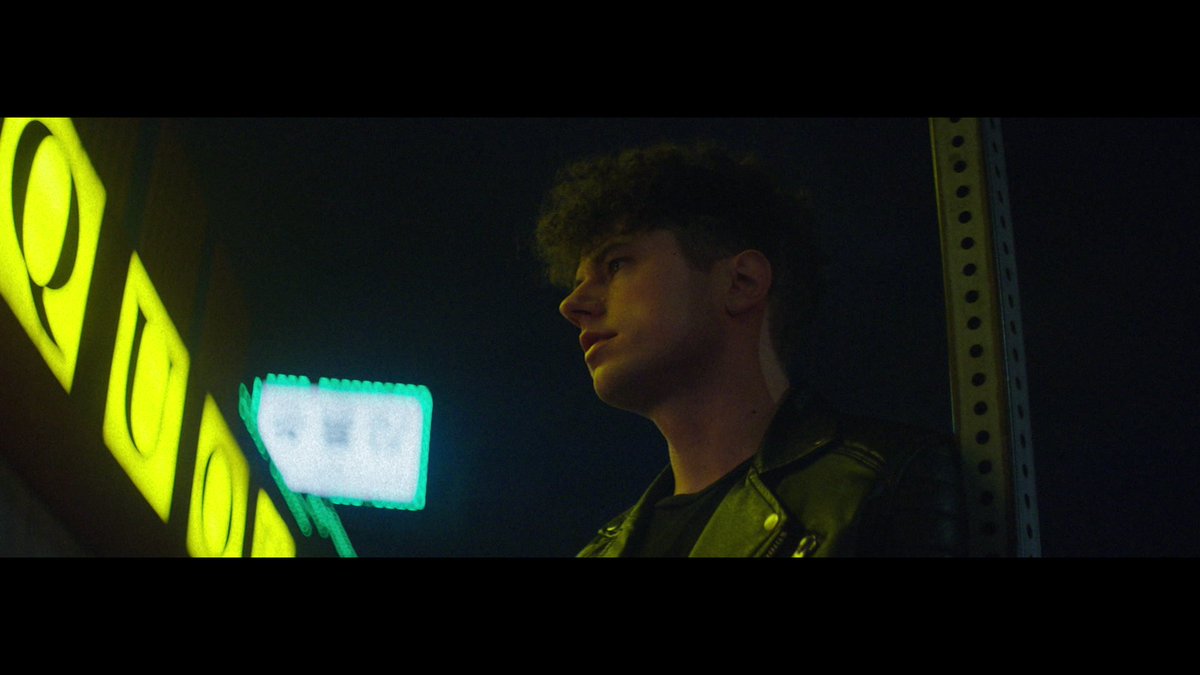 Interscope's tweet image. Brand new visuals from @Nightly. Watch #TalkToMe

intersco.pe/crEUv2u