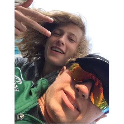 tuckerroe_04's tweet photo. #NewProfilePic ft the legend @ben_haupt #GoTimbys #GoCards https://t.co/rk468139dr