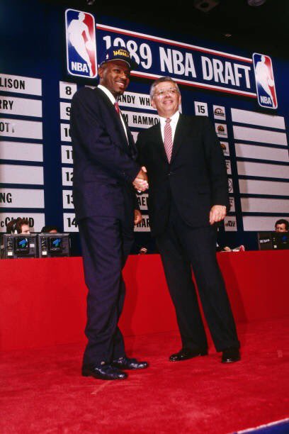 Darren Rovell on Twitter: "This night in 1989: The @warriors steal Tim  Hardaway with the 14th pick of the NBA Draft https://t.co/BlmE793LtU" /  Twitter