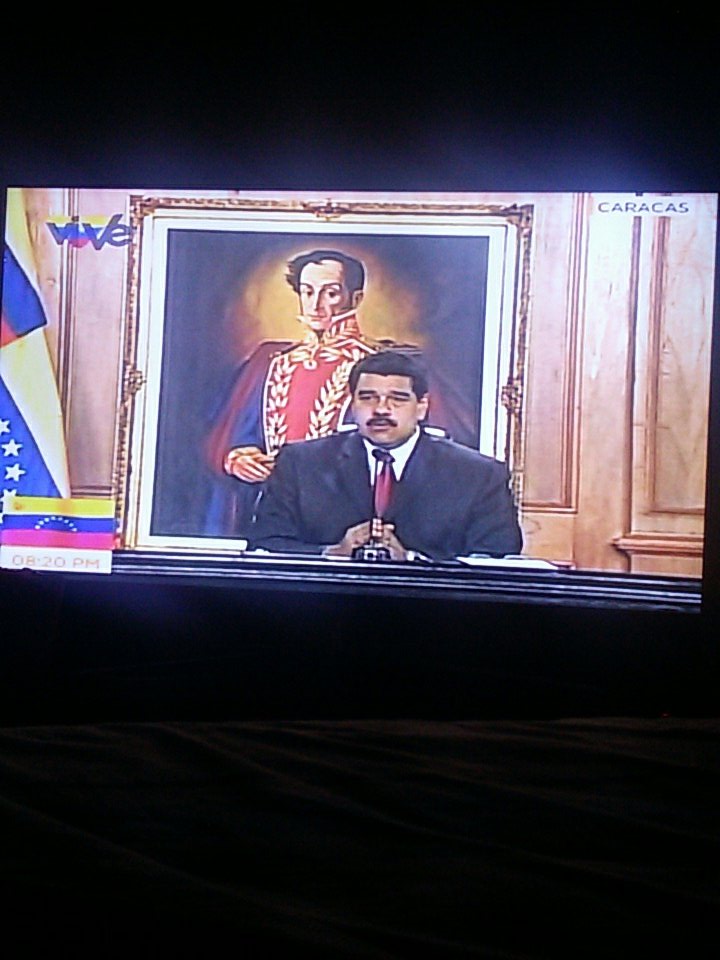 saidRod23's tweet image. Que esta sea tu última cadena maldito, amén.